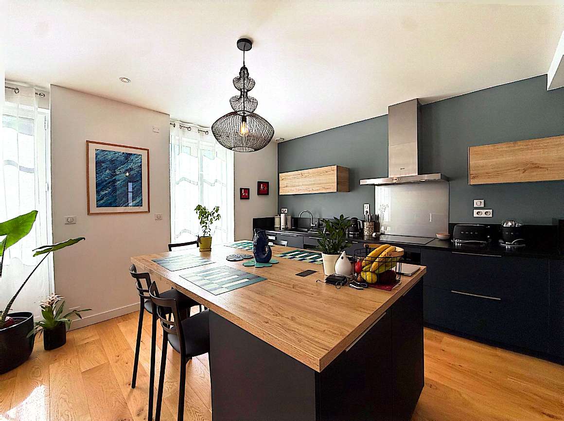 Fouesnant Centre-Ville Chaleureuse Maison des Années 1930 Rénovée avec Elégance