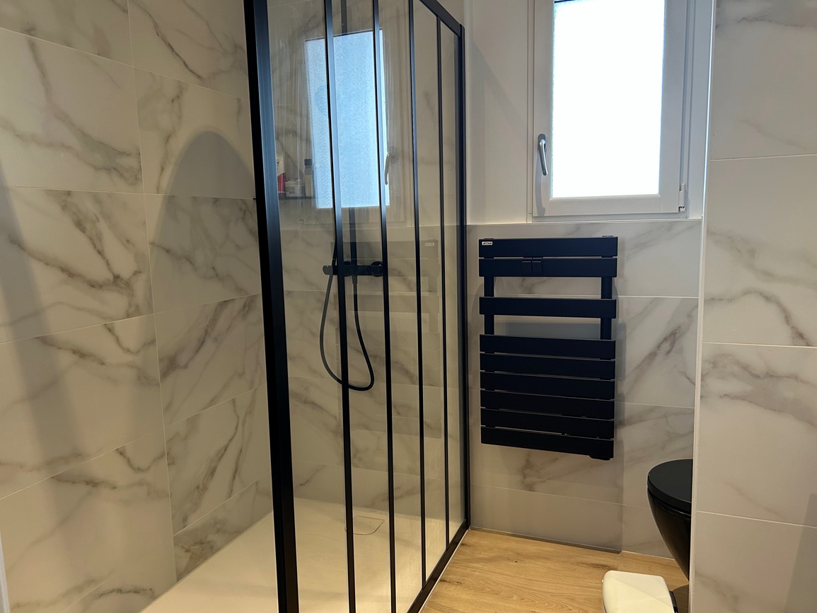 Fouesnant Centre-Ville Chaleureuse Maison des Années 1930 Rénovée avec Elégance