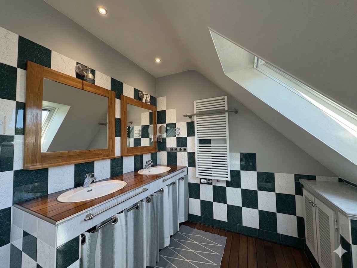 Tregunc, Elégante Maison Familiale Aux Volumes Généreux, Entre Terre & Mer Avec Jardin Paysager de 3200 m²