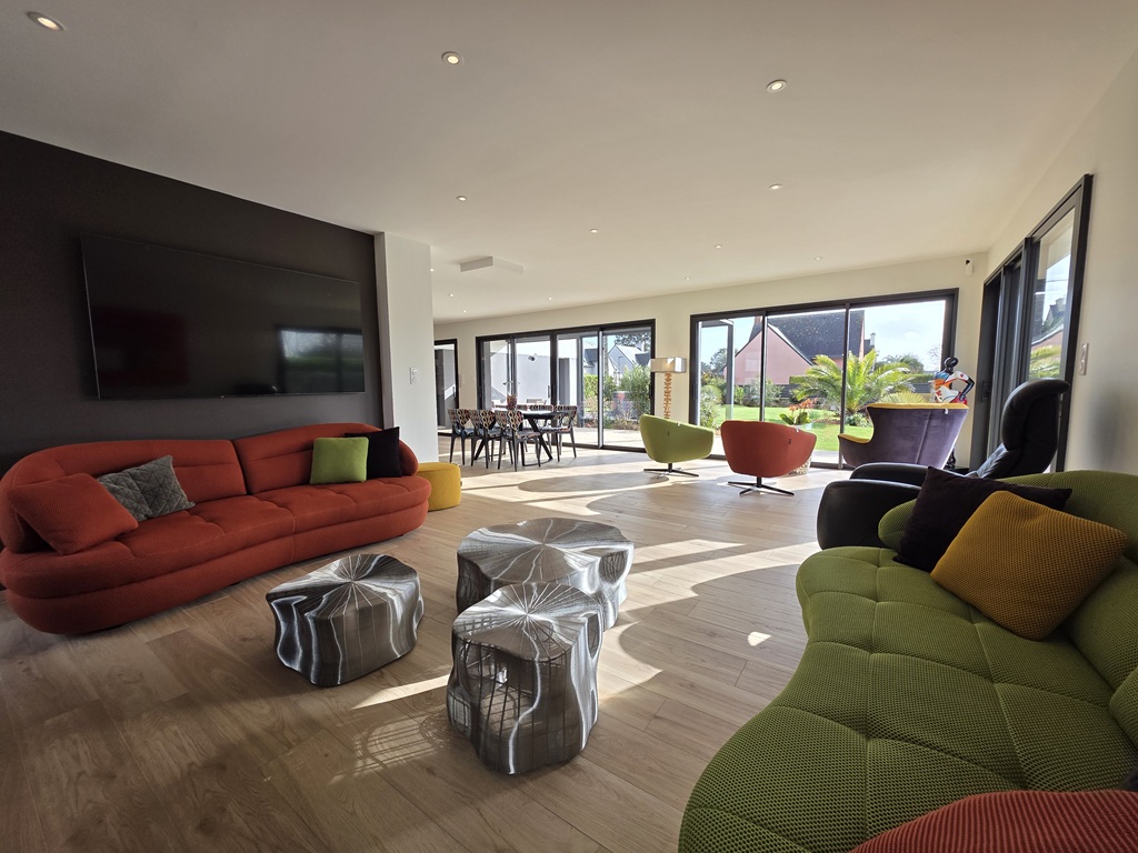 Plobannalec-Lesconil, Maison d’Architecte aux Finitions Haute Coutures Avec Jardin Paysagé de 1000 m²