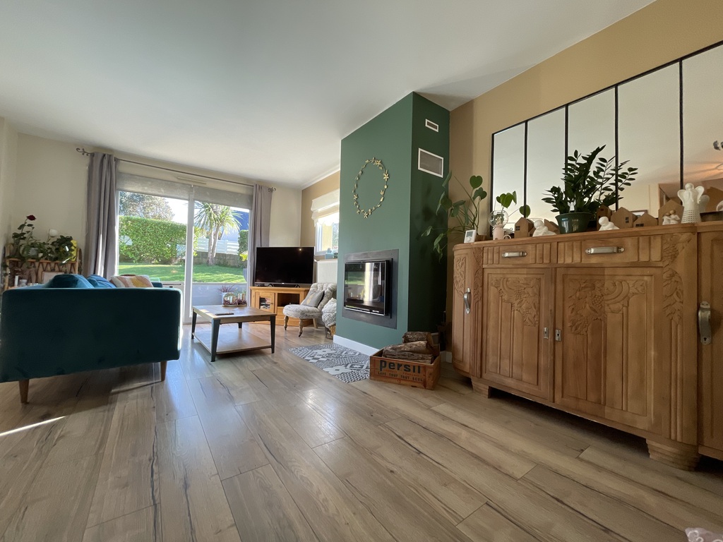 Douarnenez – Quartier de Tréboul, Ambiance “Cosy” Pour L’impeccable Contemporaine Avec Jardin & Terrasse