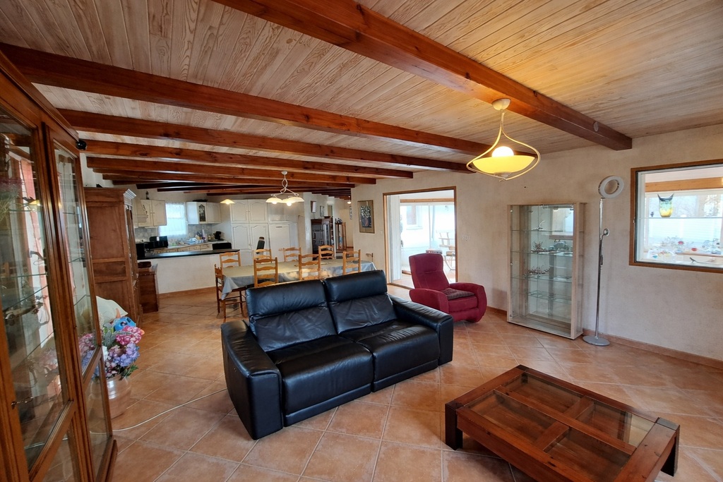 Tréogat, Maison en Viager Occupé – Homme de 66 ans – Bouquet de 48 200 € + Rente de 420 €