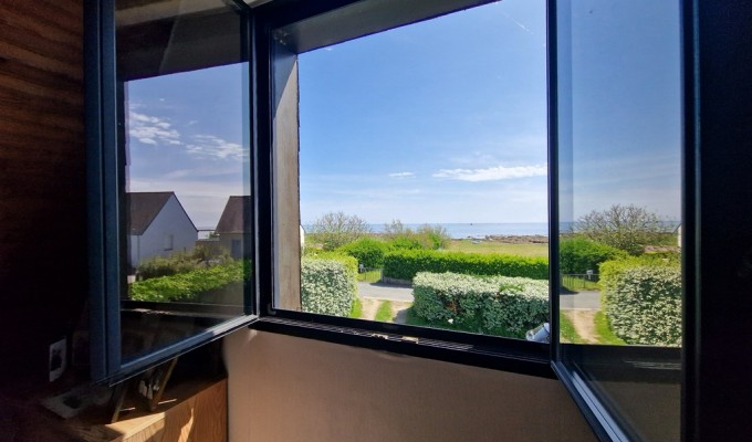 LOCTUDY, Vue Mer & Accès immédiat à La Plage, La Maison de Vacances idéale Avec Jardin de 725m²