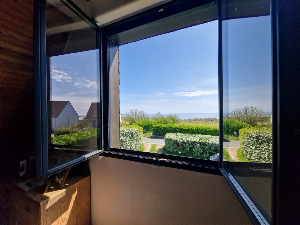 LOCTUDY, Vue Mer & Accès immédiat à La Plage, La Maison de Vacances idéale Avec Jardin de 725m²