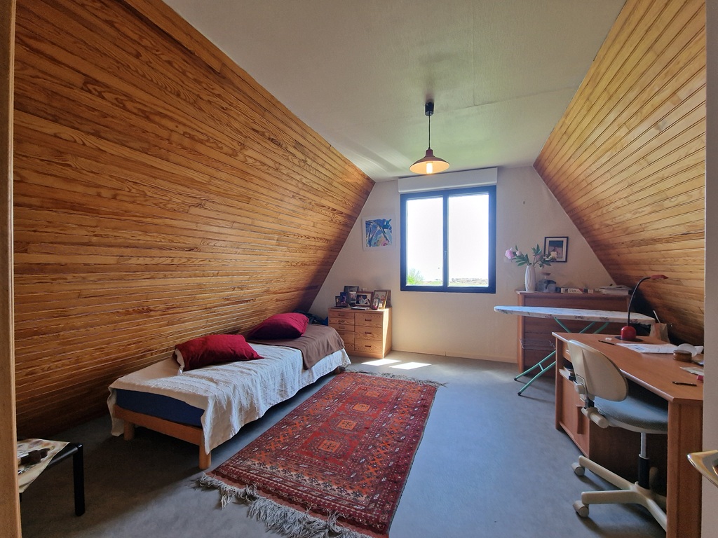 LOCTUDY, Vue Mer & Accès immédiat à La Plage, La Maison de Vacances idéale Avec Jardin de 725m²