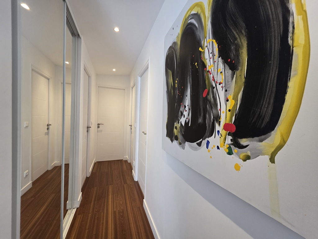 Plomeur, Villa Aux lignes Californiennes Avec Piscine & Jardin Clos & Paysagé de 1400 m²