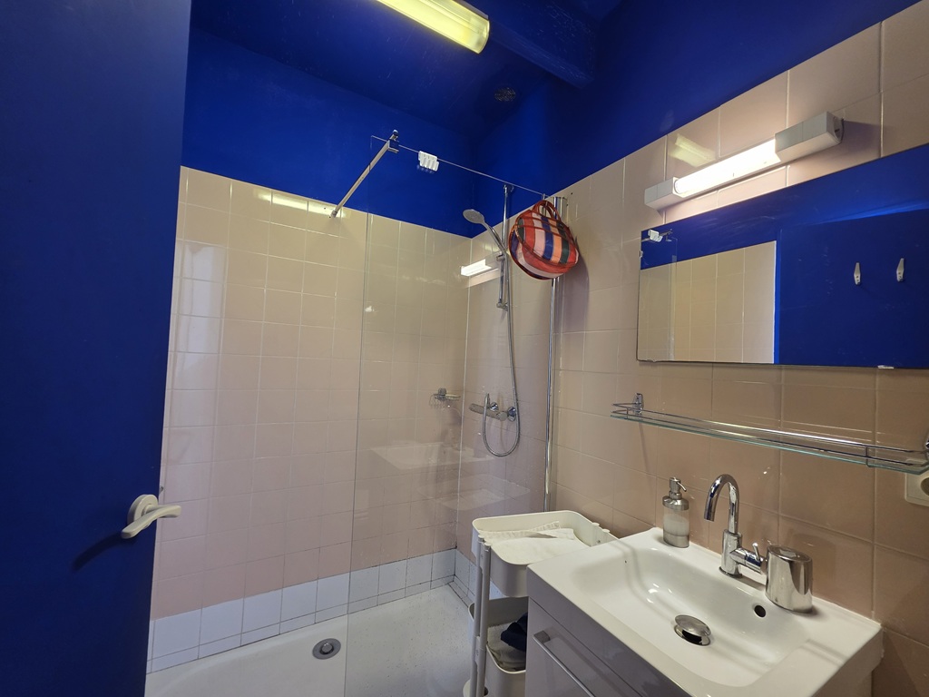 Léchiagat, au fond d’une Petite Ruelle, L’Authentique Maison de Pêcheur avec Jardin