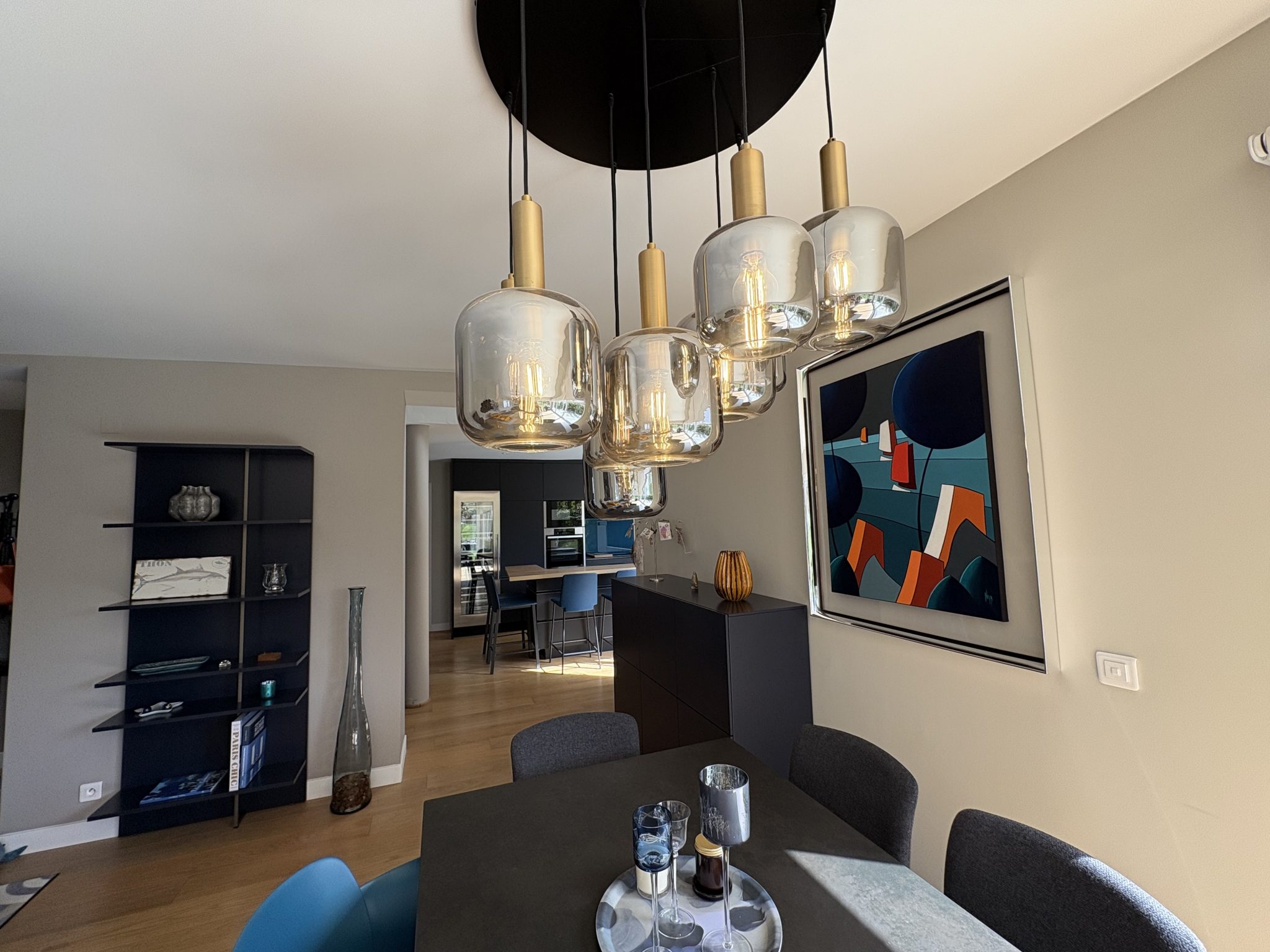 Plonéour-Lanvern, La Parfaite Maison Contemporaine Aux Prestations Haute-Couture &  Son Jardin Hollywoodien