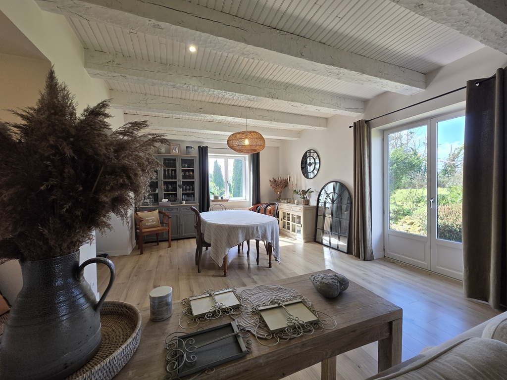 Plonéour Lanvern, Ensemble immobilier de 3 maisons dans un Parc Paysagé de 3 hectares