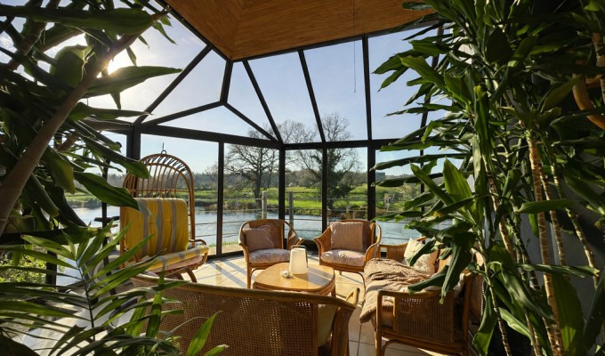 Pays de Quimperlé – Arzano. L’Ensemble Immobilier de 409m² & Son Parc de 4,5 hectares. Opportunité Rare !