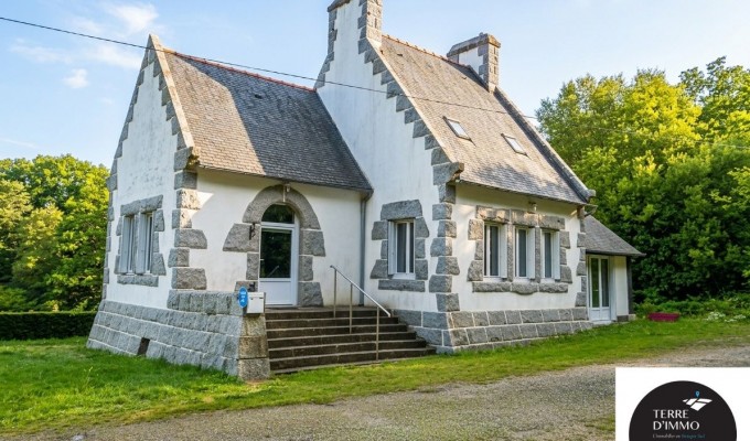 Huelgoat, Maison en Viager occupé – Homme de 82 ans – Bouquet 83 700€ + Rente 104€