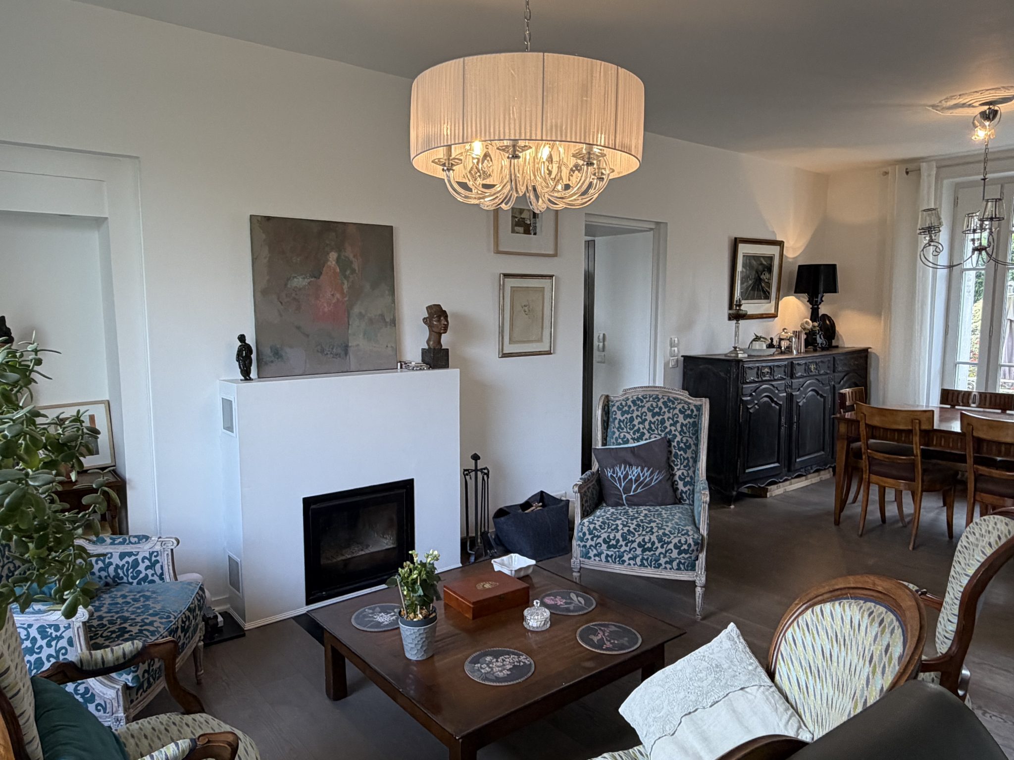 Quimper centre ville à Pied. L’élégance d’une Généreuse 1930 (200m²) avec Jardin (720 m²) & Parking