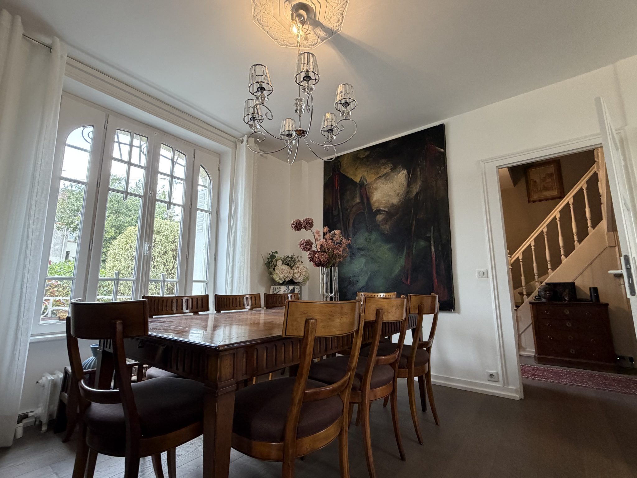 Quimper centre ville à Pied. L’élégance d’une Généreuse 1930 (200m²) avec Jardin (720 m²) & Parking