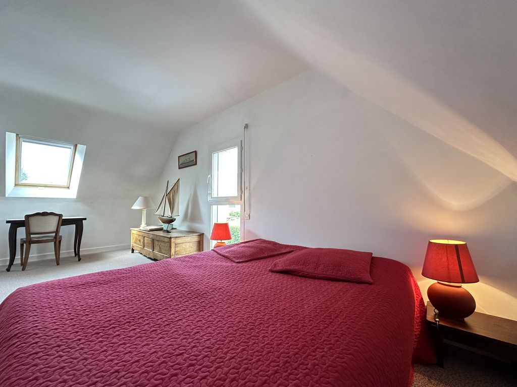 Clohars-Carnoët (Doëlan)- Vue sur le Port Pour Cette Généreuse Contemporaine de 215m2 Sur Parc de 3700m²