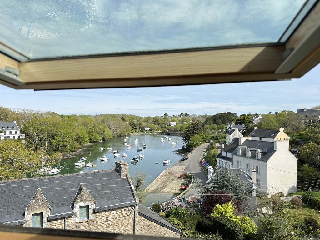 Clohars-Carnoët (Doëlan)- Vue sur le Port Pour Cette Généreuse Contemporaine de 215m2 Sur Parc de 3700m²