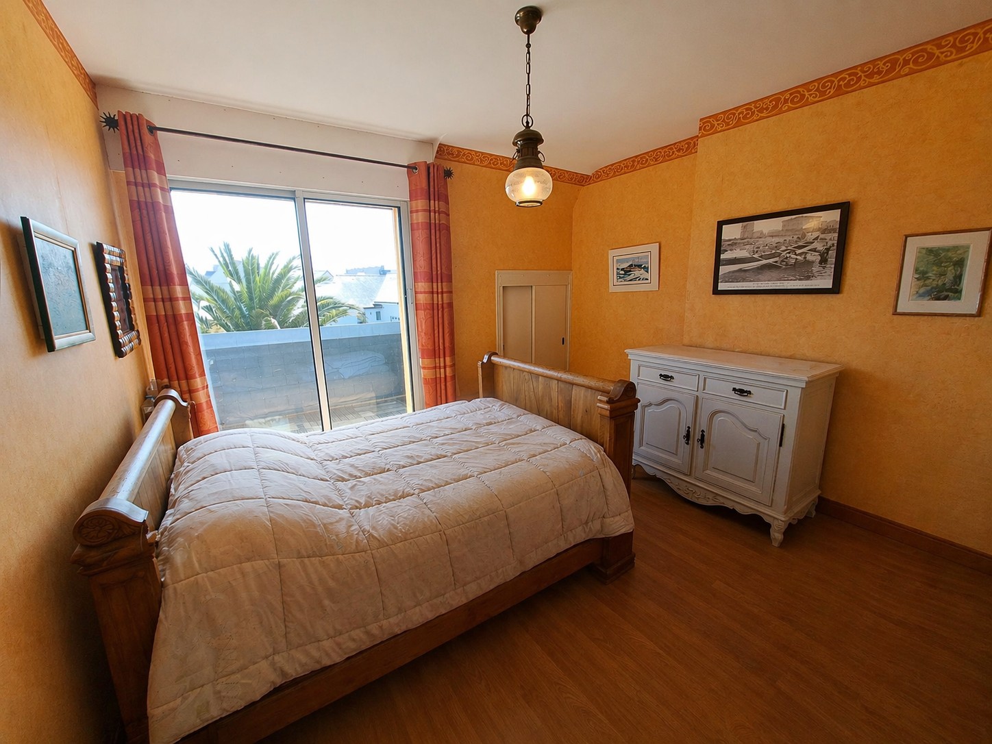 Guilvinec, Maison en Viager Occupé – Dame de 81 ans, Homme de 87 ans – Bouquet de 82 800 € + Rente de 980 €