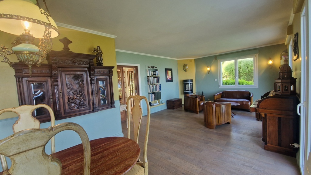 La Magie d’un Site Exceptionnel FACE à L’Océan en Baie de Douarnenez.. RARE…