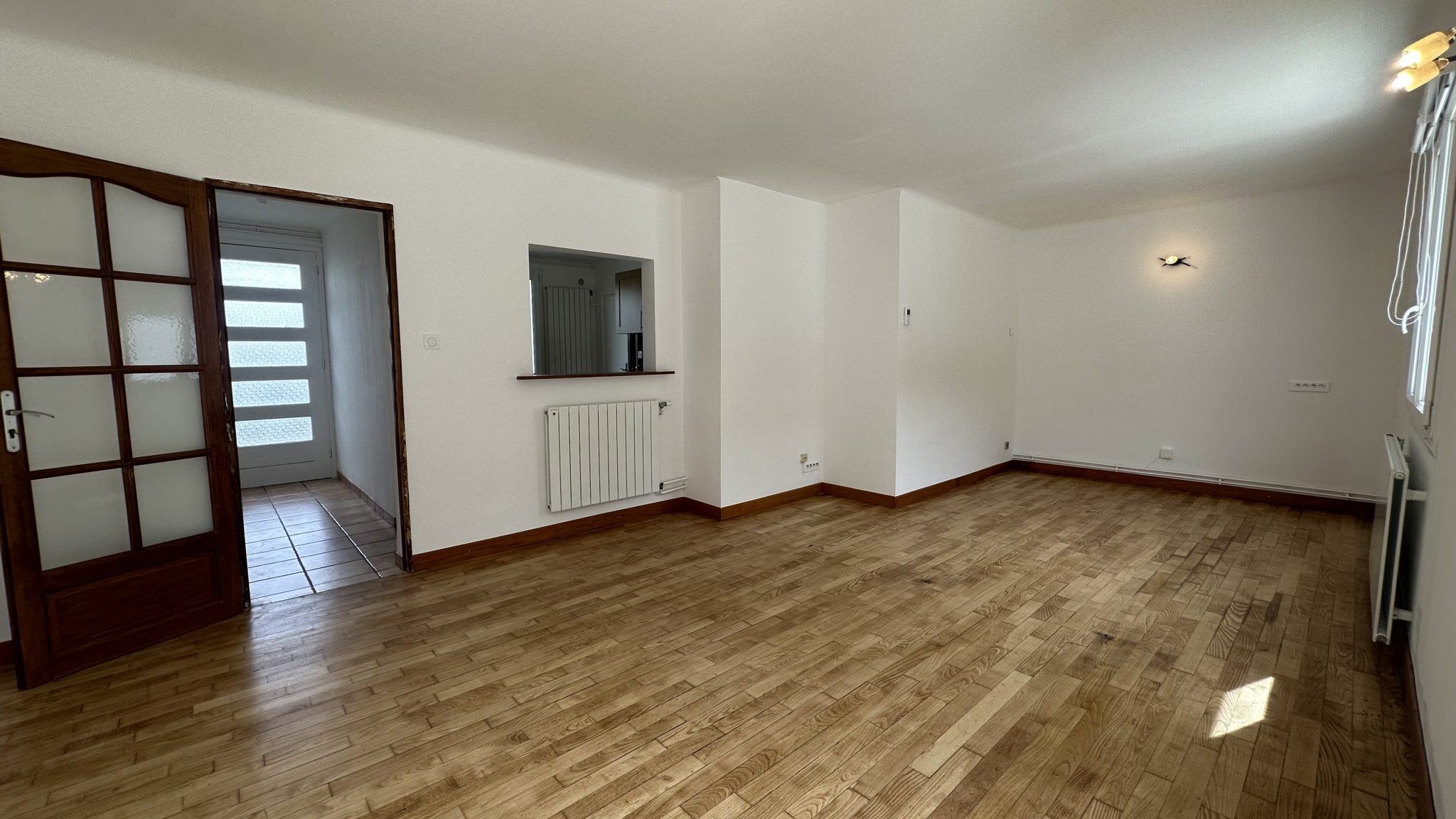 Vannes Centre Ville – Maison de 87 M² sans Travaux avec Jardin & Place de Parking Sécurisé