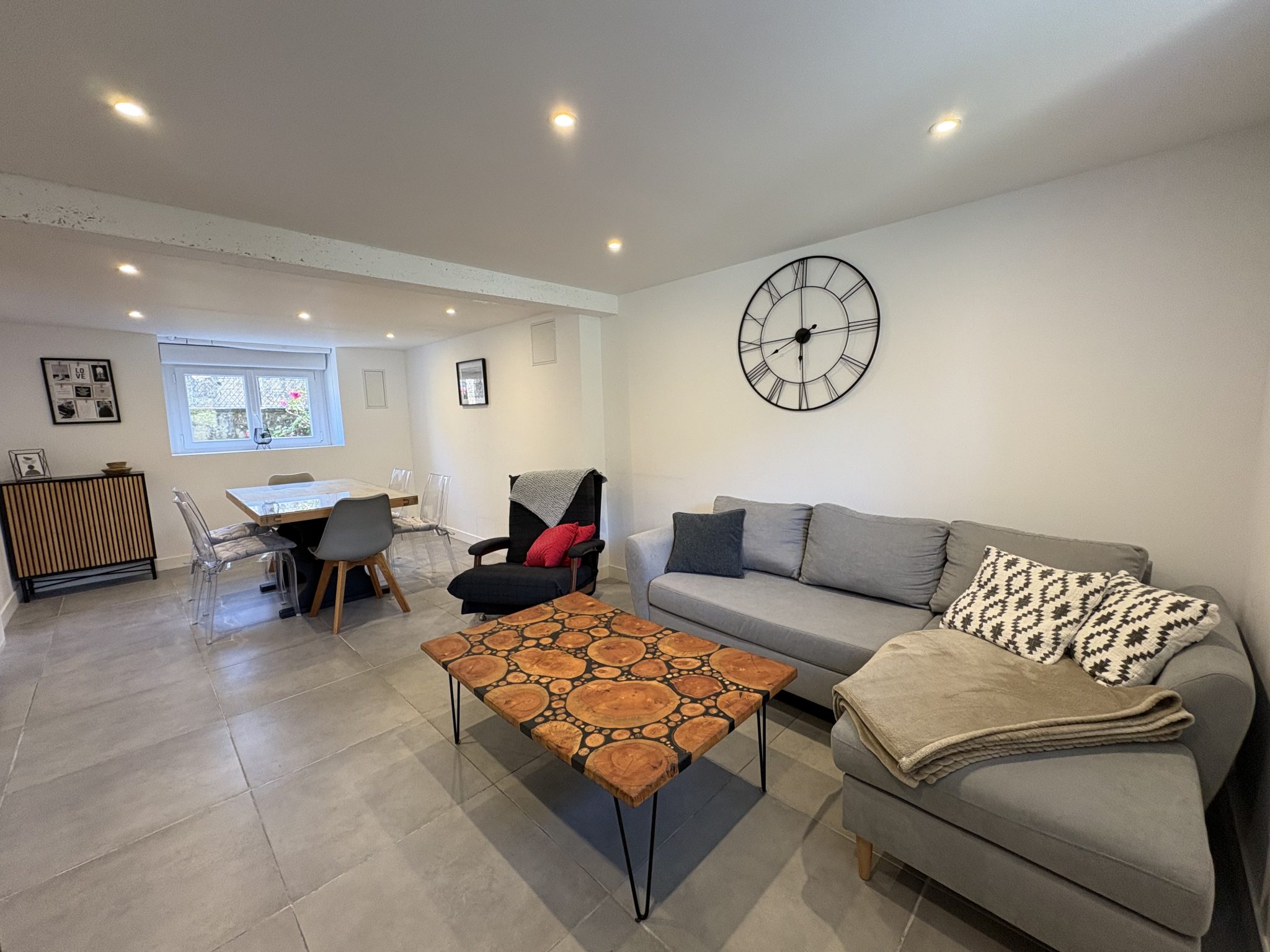 A Louer. Disponible. Quimper – 2 Chambres Meublée en Colocations dans Maison Rénovée !