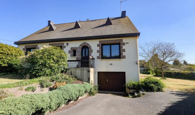 Ploërmel Sud, La Qualitative & Lumineuse Familiale (157 m²) à Deux Pas de la Voie Verte