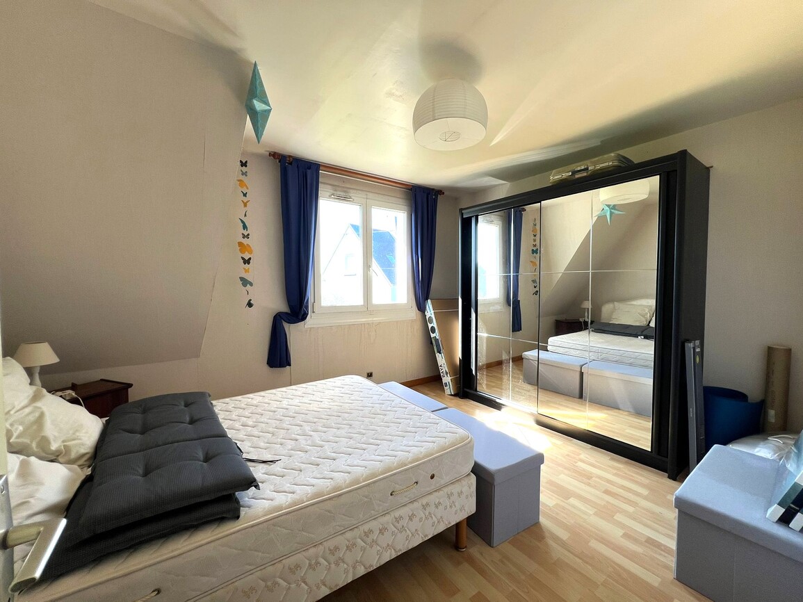 Plogoff – Charmante Maison de 110 m² avec Vue sur la Baie des Trépassés & Accès Sentier Côtier GR34