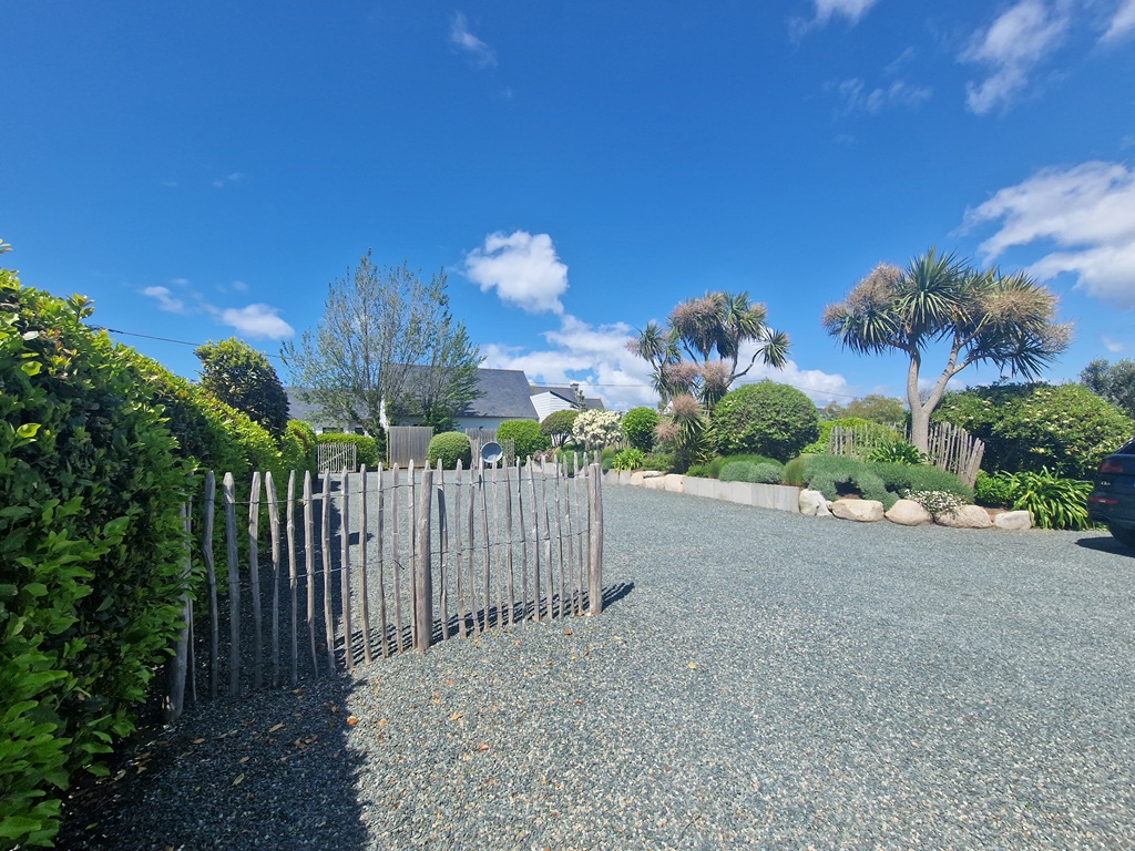 Exclusivité Agence, PENMARC’H, Ensemble de 2 maisons à l’Esprit Coté Ouest Avec Jardin Paysagé