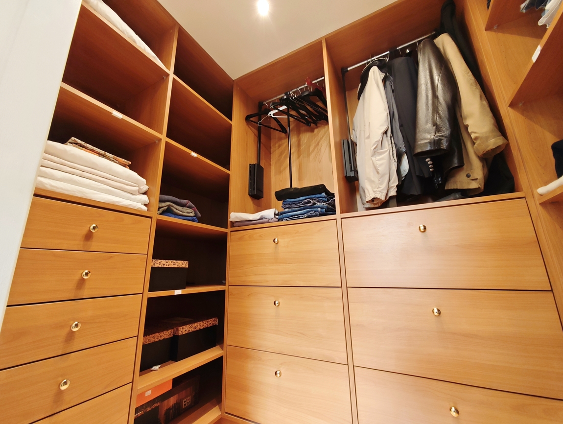 Concarneau. Rare & Confortable Maison d’Architecte (200 m2) aux 5 Chambres & son Parc Paysagé de 4800 m2.