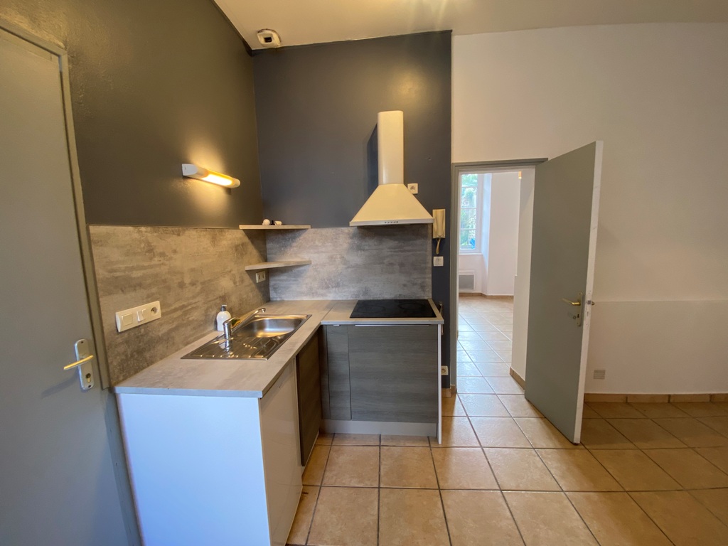 À Louer – Libre Immédiatement – Appartement T2, Lumineux Proche Centre Ville !