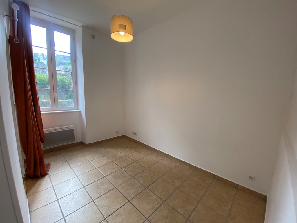 À Louer – Libre Immédiatement – Appartement T2, Lumineux Proche Centre Ville !