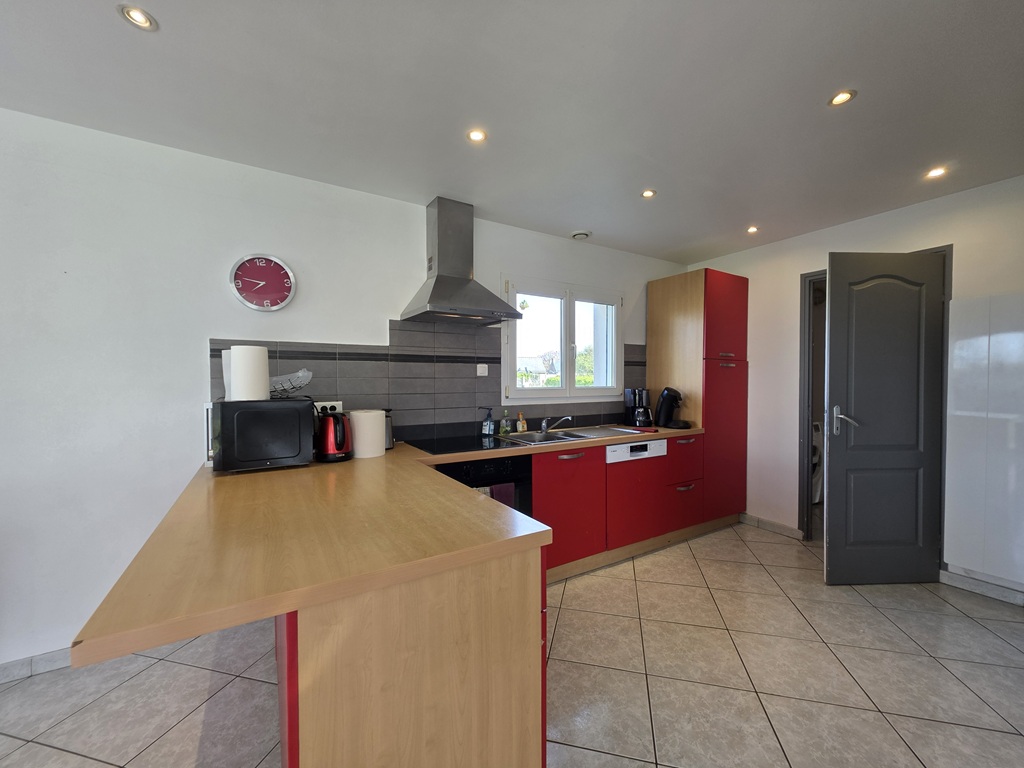 Penmarch, A 600mètres de la plage de Kérity, Maison Contemporaine Avec Jardin de 1100m²