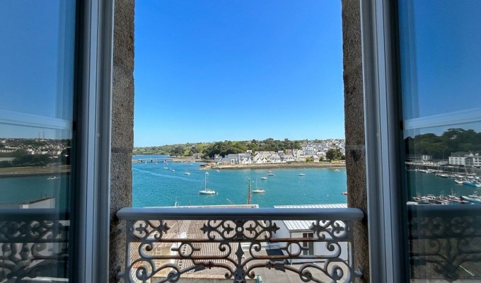Audierne – Appartement de 30m² avec Vue sur le Port Commerces & Plages à Pied