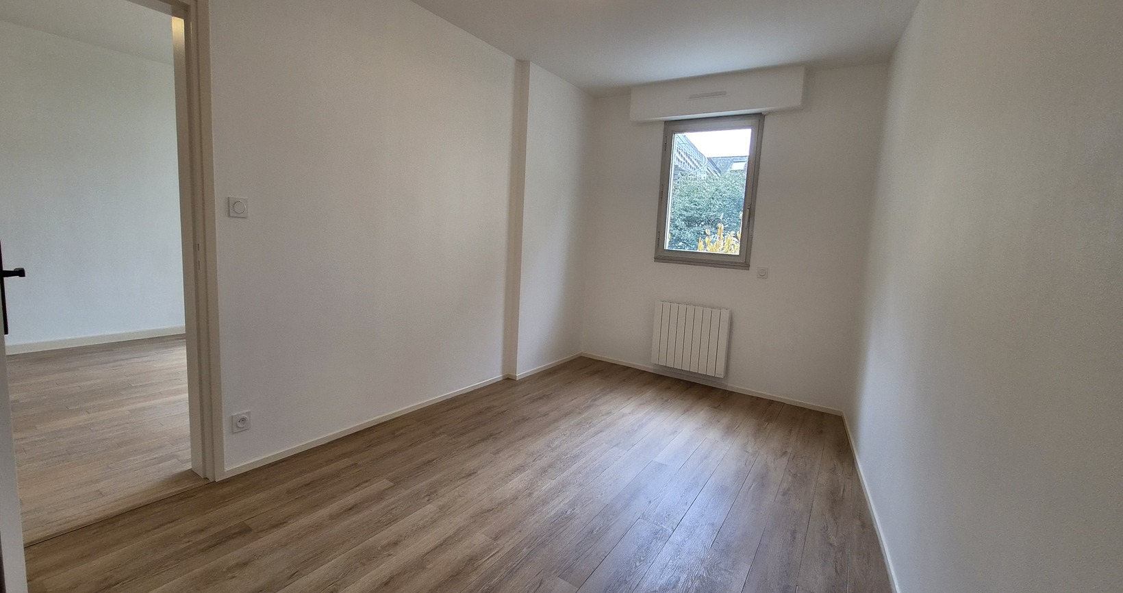 A LOUER- Disponible immédiatement – Quimper, Quartier Saint Marc Appartement T2 avec Balcon & Ascenseur