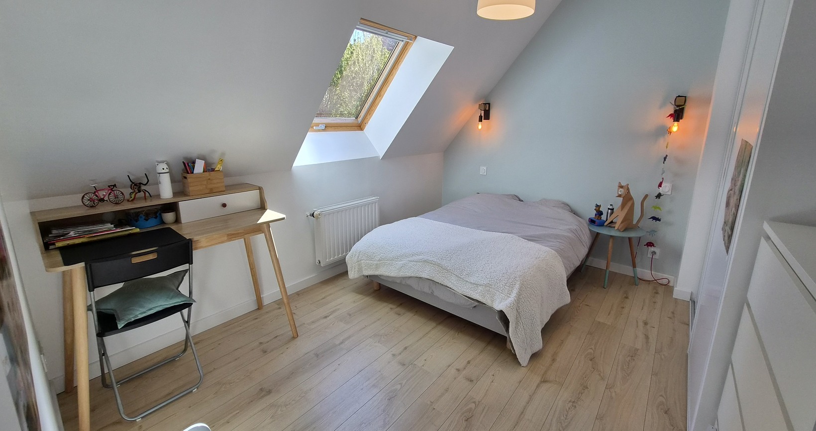 Exclusivité Agence – Quimper Sud- Impeccable Contemporaine de 4 Chambres avec jardin & Piscine Chauffée