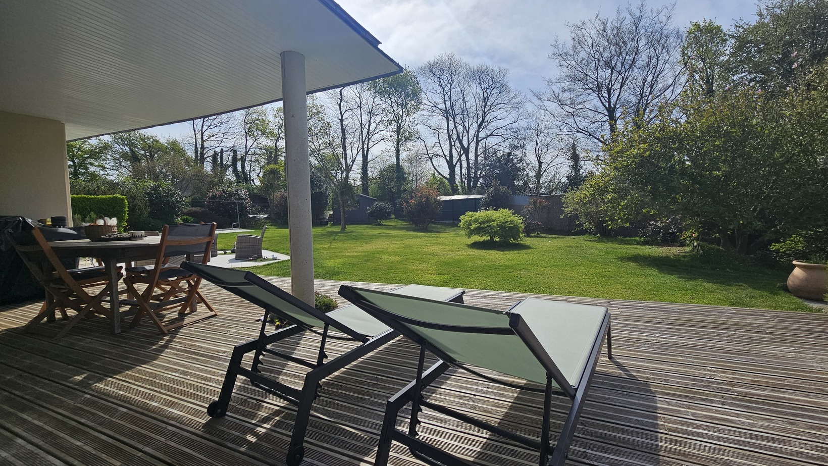 Plogastel-Saint-Germain – L’élégante Plain-pied aux Prestations Soignées à 15 min de Quimper & du Littoral