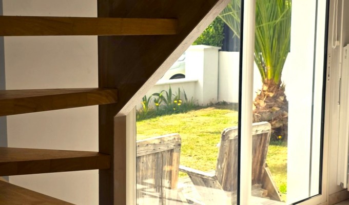 Quimper (10 min) – Impeccable Maison Baignée de Lumière Avec Jardin, à Proximité Immédiate des écoles et commerces