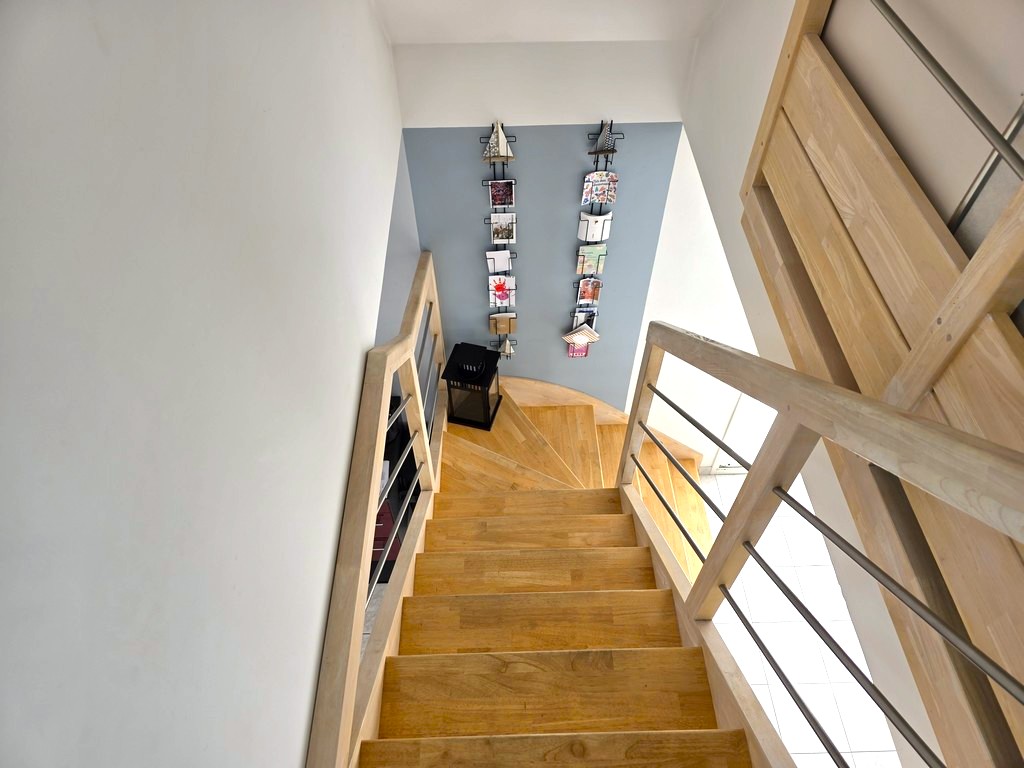 Quimper (10 min) – Impeccable Maison Baignée de Lumière Avec Jardin, à Proximité Immédiate des écoles et commerces