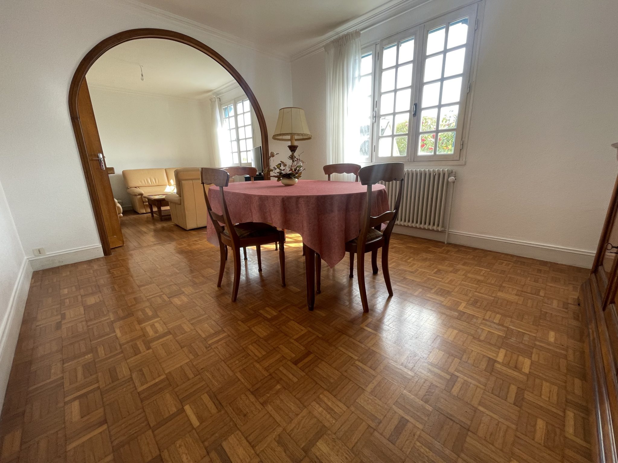 Quimper 12 mn , Maison Traditionnelle Familiale (142 m²) Sur Sous-sol & Son vaste Jardin