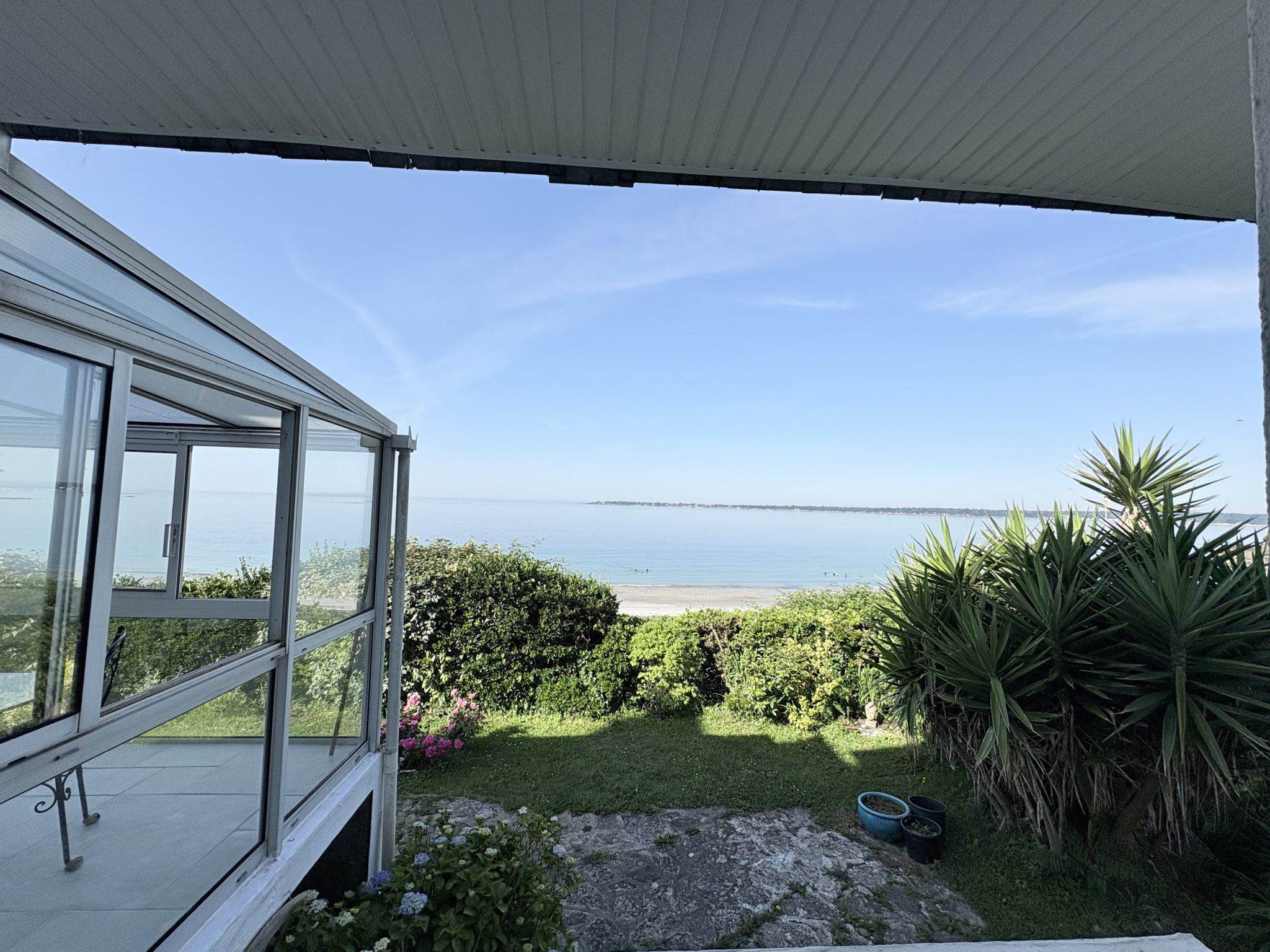 Concarneau, Vue Océan Panoramique & Accès Direct Plage Pour  Maison Familiale Avec Jardin