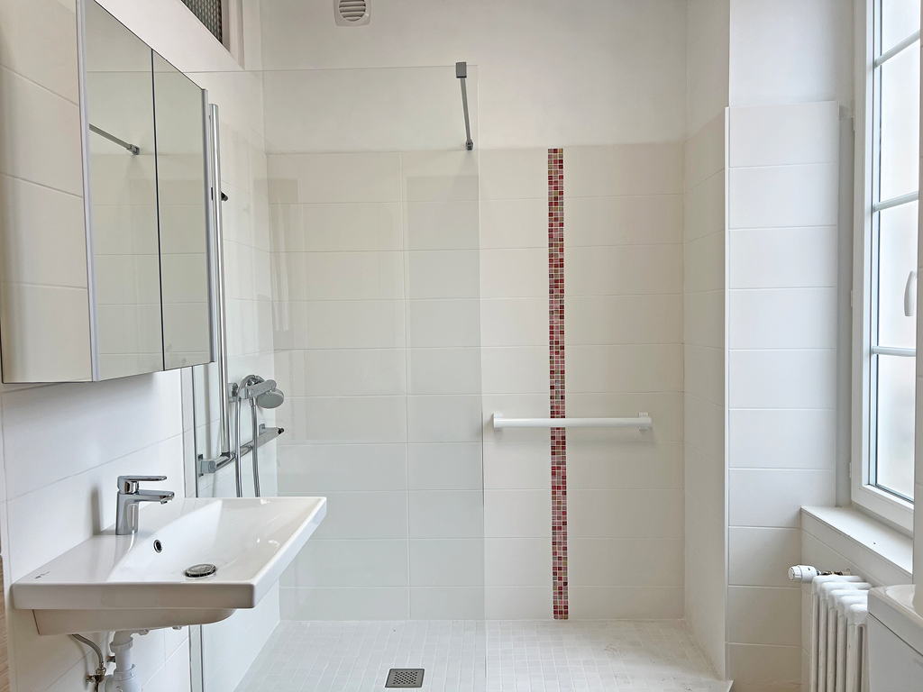 Douarnenez Rosmeur Immeuble de Caractère avec Vue Port & Mer. FORT POTENTIEL