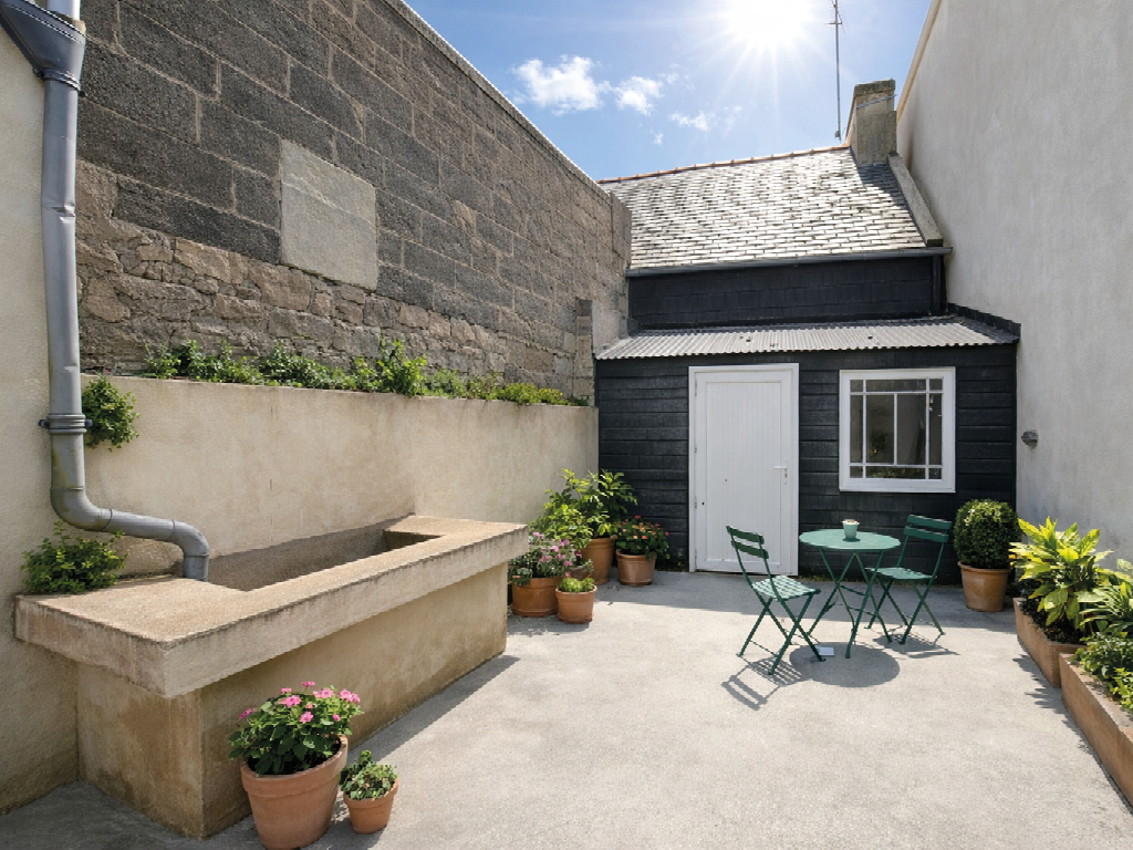 Douarnenez Rosmeur Immeuble de Caractère avec Vue Port & Mer. FORT POTENTIEL