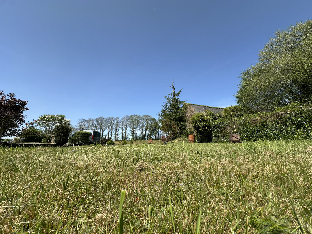 Exclusivité Agence ! Bannalec, Maison Familiale de 130 m² avec Jardin ! Proche Commerces et Ecoles.