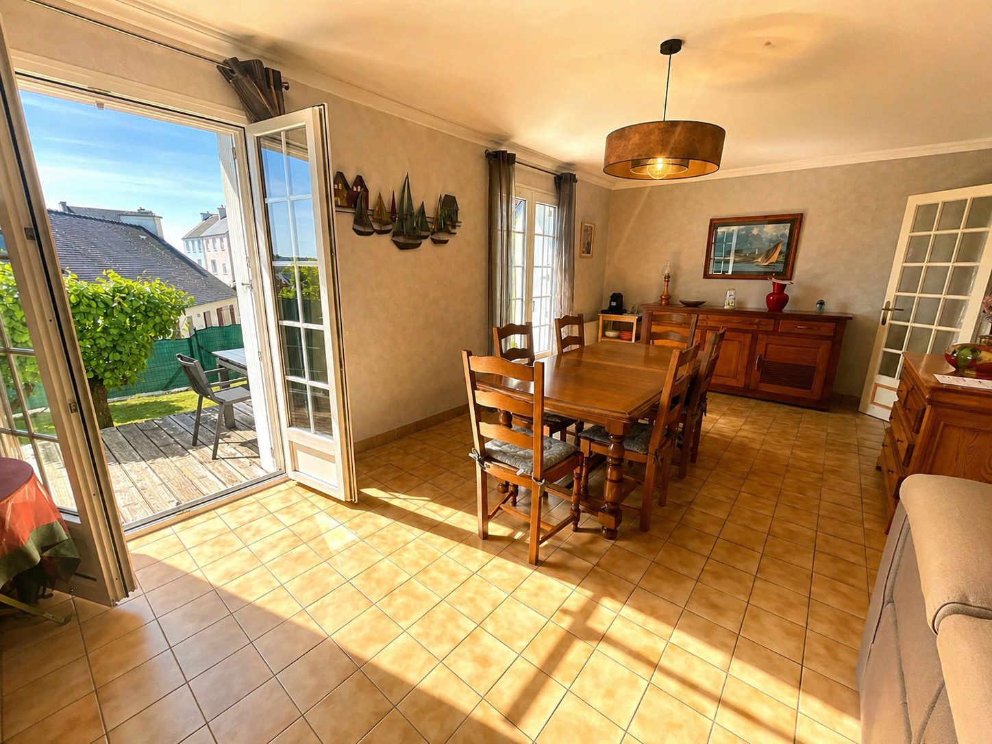 Exclusivité Agence , Quimper Kerfeunteun , Coquette Maison Néo-Bretonne ( 120m²) & Son Jardin Arboré Sur Sous-Sol