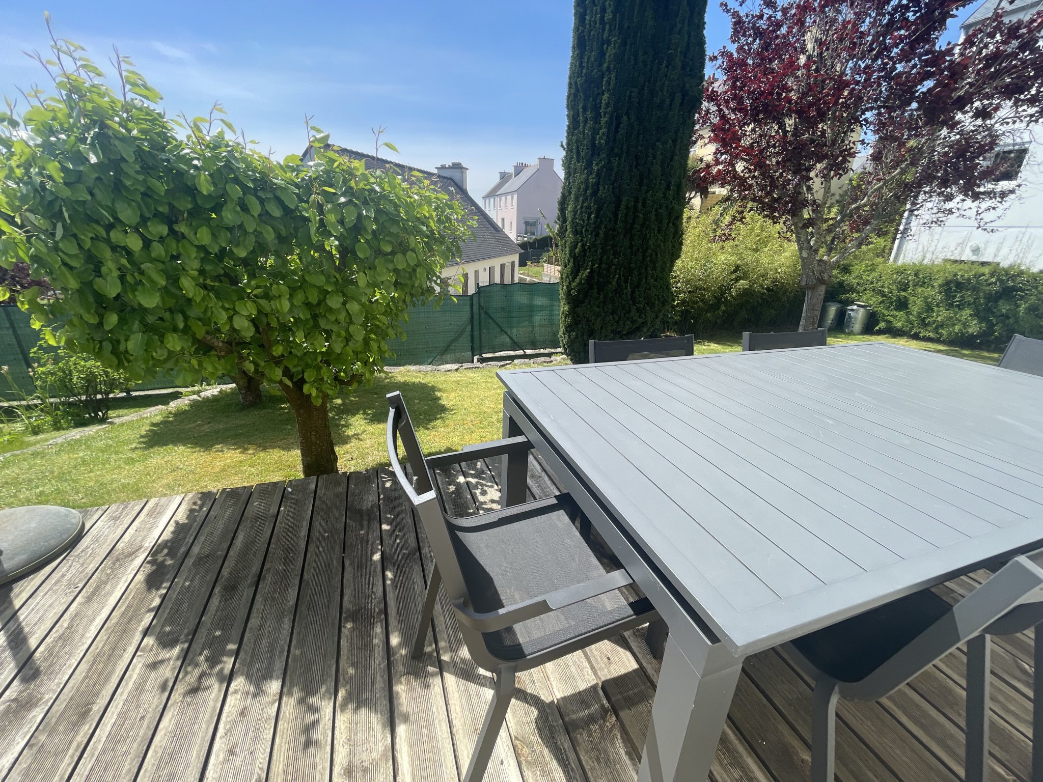 Exclusivité Agence , Quimper Kerfeunteun , Coquette Maison Néo-Bretonne ( 120m²) & Son Jardin Arboré Sur Sous-Sol