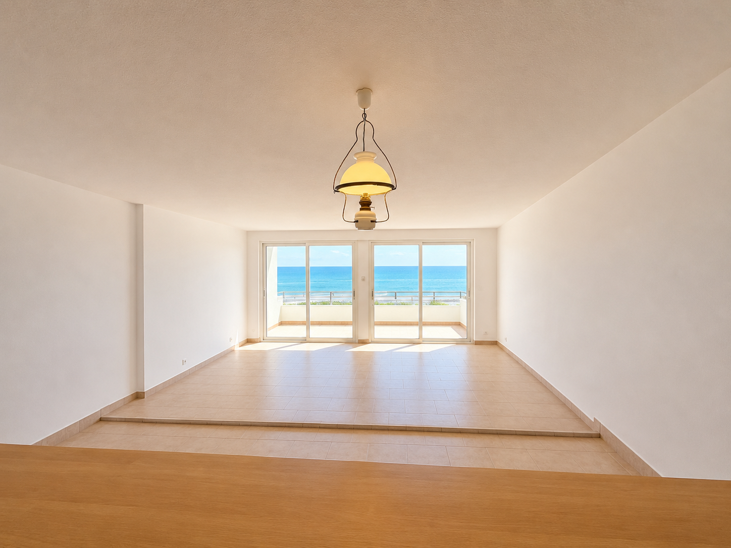 Quiberon – Appartement Face à l’Océan, Terrasse 27m², Parking & Garage Motorisé
