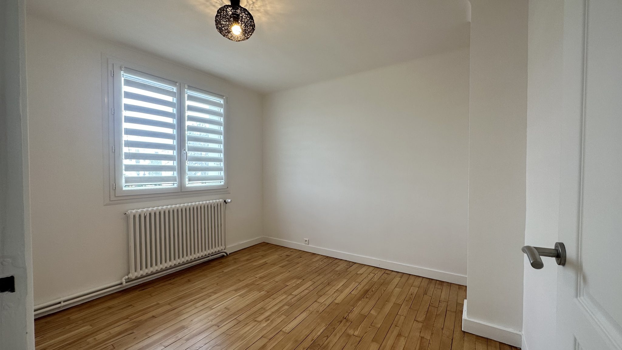 Vannes Centre Ville – Maison de 87 M² sans Travaux avec Jardin & Place de Parking Sécurisé