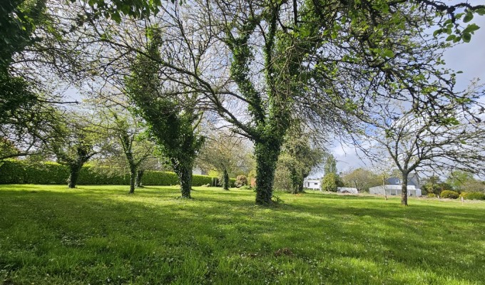 Fouesnant Mousterlin Terrain Constructible de 1107 m² proche des Plages (5 mns)