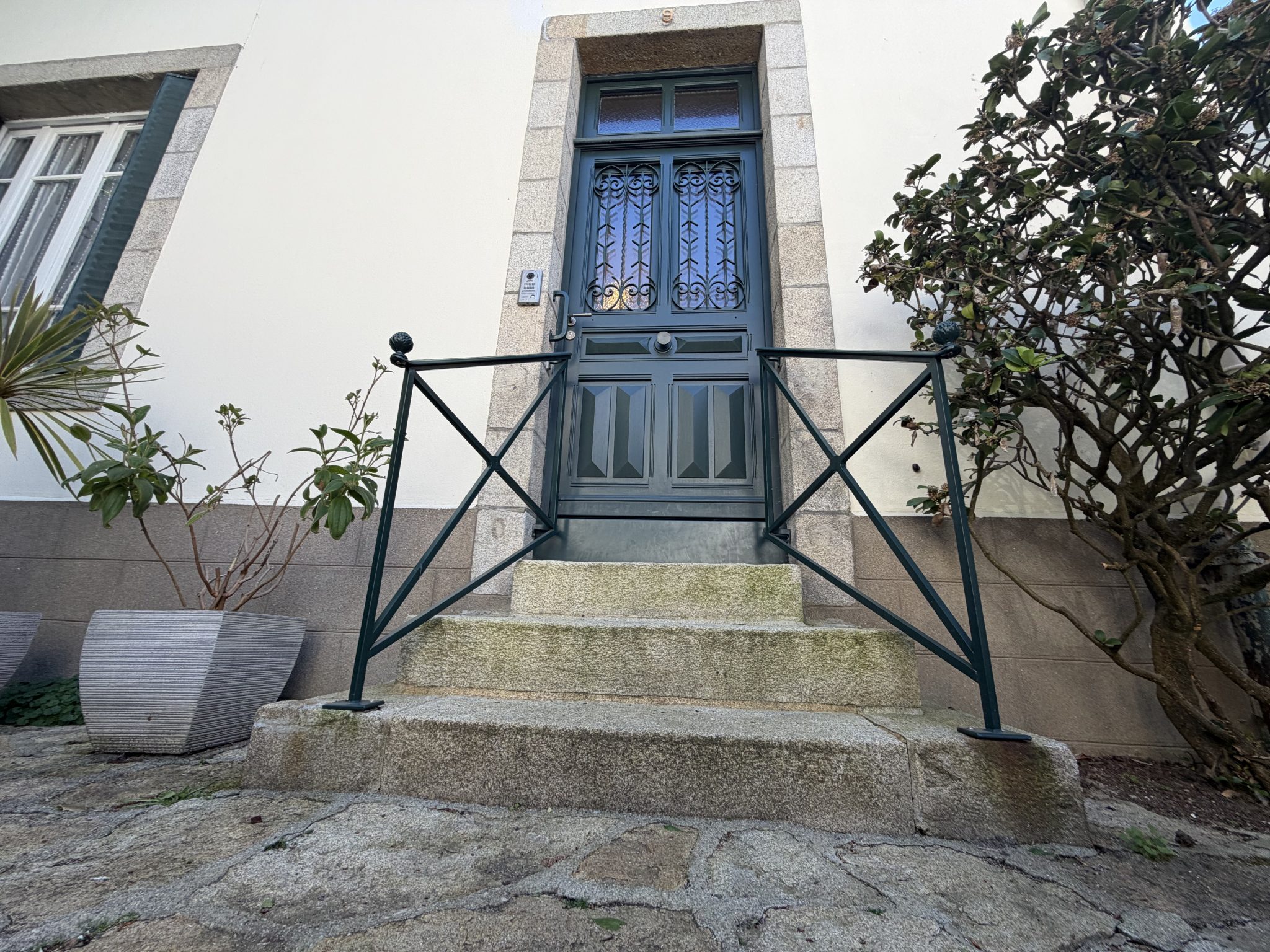 Quimper Centre Quartier des Arts & de la Culture – Vaste Maison Bourgeoise (224 m²) du XXème siècle