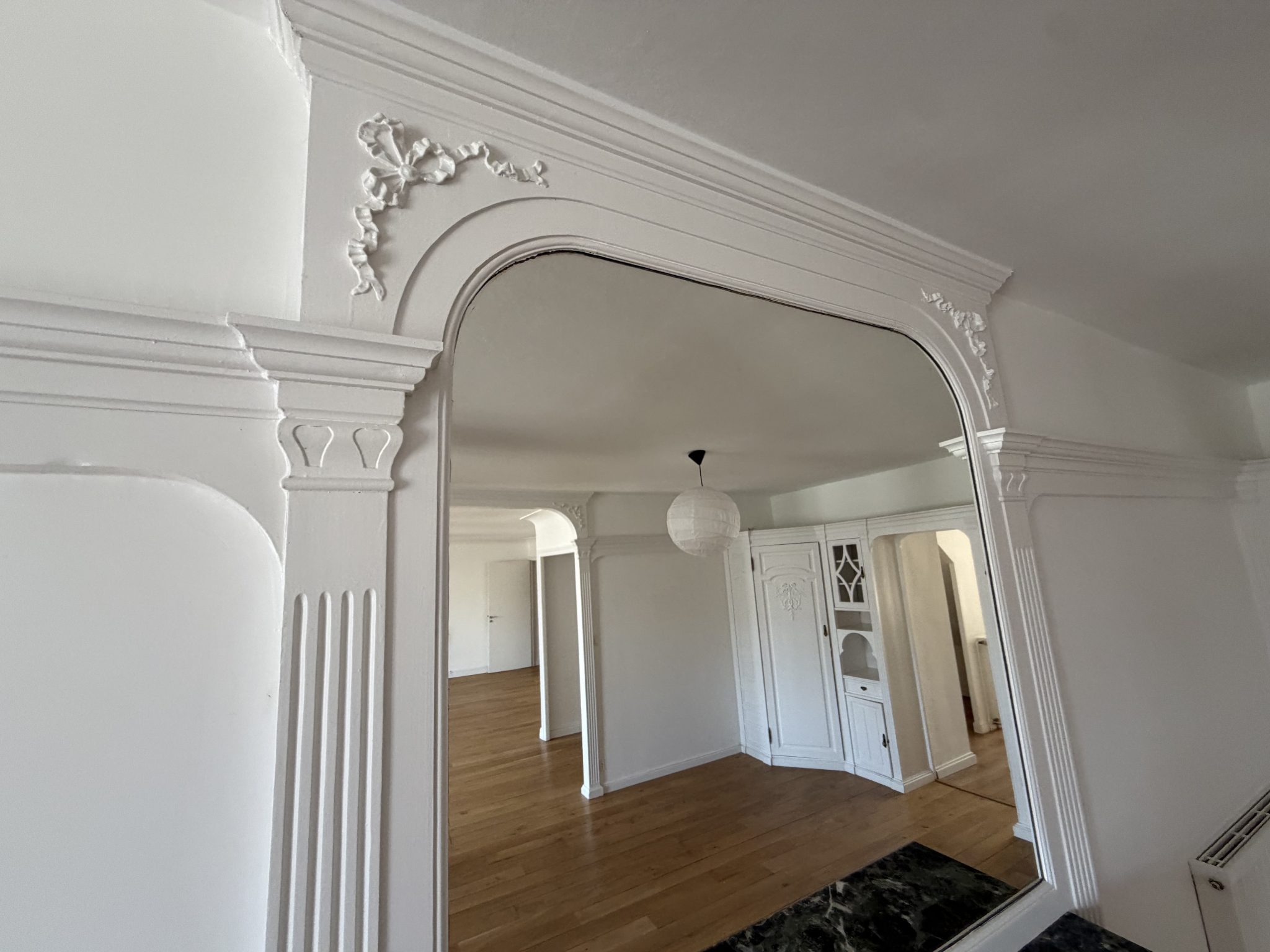 Quimper Centre Historique. L’appartement de 138 m² Rénové sur les Toits de la Ville