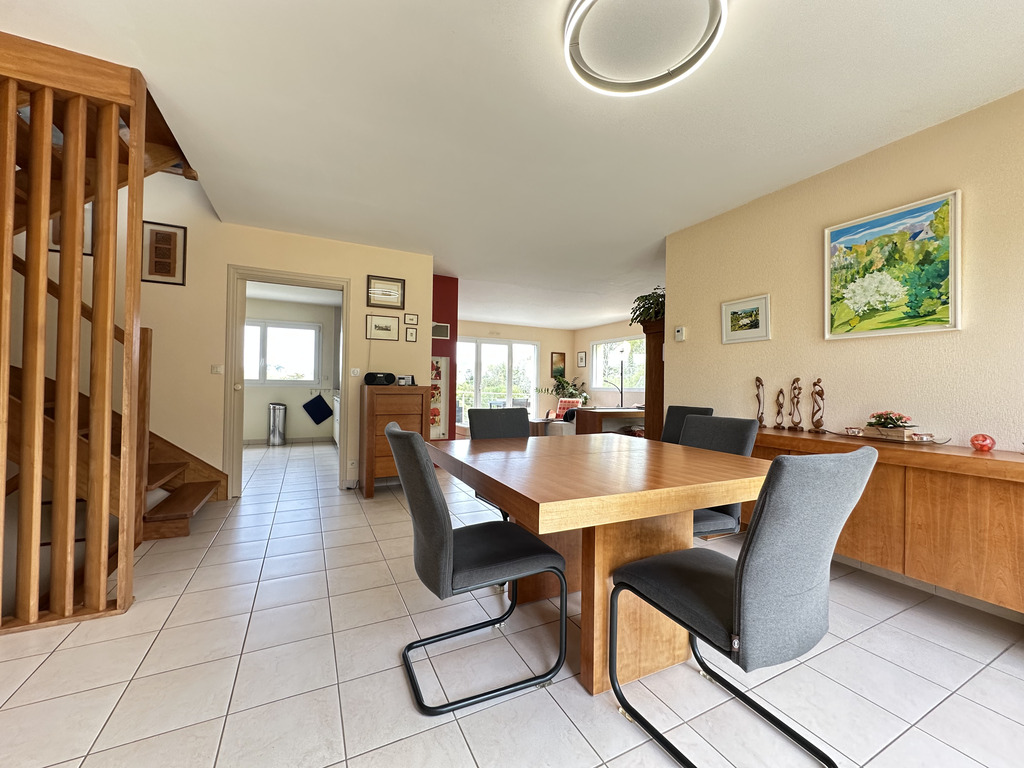 Clohars-Carnoët (Doëlan)- Vue sur le Port Pour Cette Généreuse Contemporaine de 215m2 Sur Parc de 3700m²