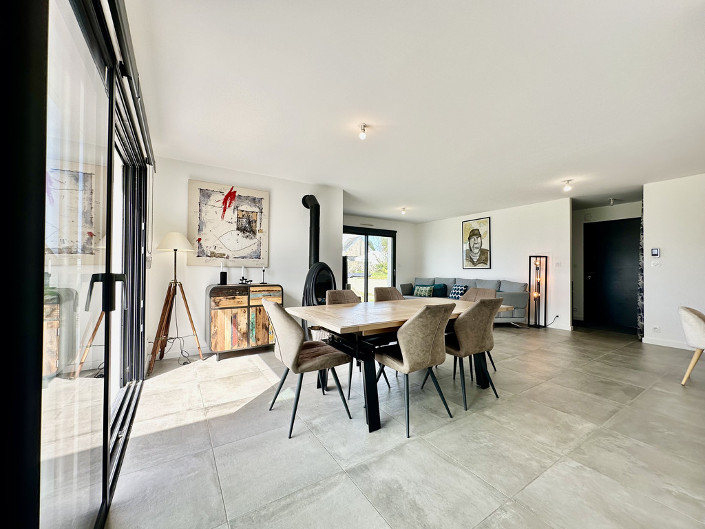 Plouhinec– Contemporaine Vue Mer & Superbe Piscine Sur Terrain de 2200 m²